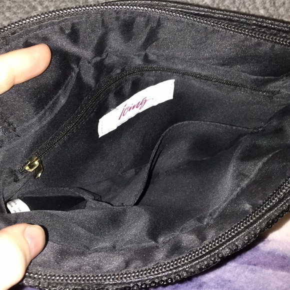 π Sequin crossbody bag, super cute! π - Picture 4 of 6